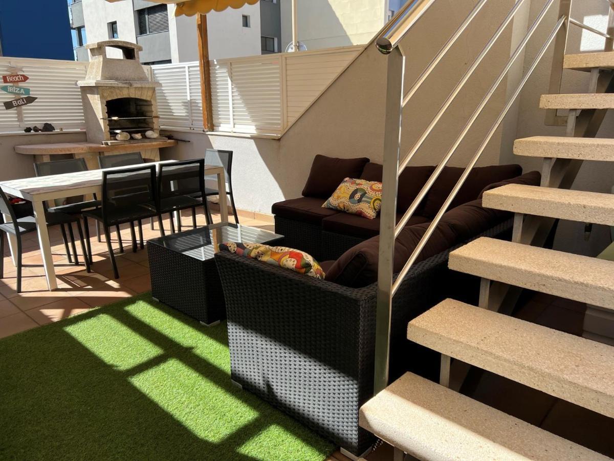 Cozy House With Pool & Bbq Hébergement de vacances *